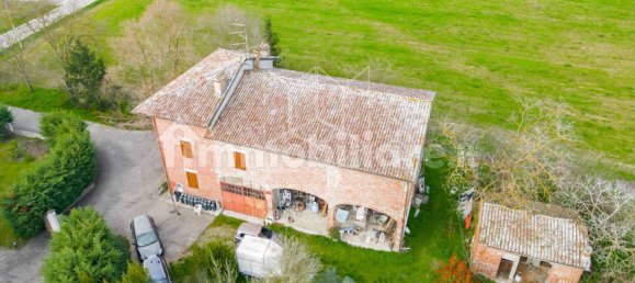 3 bedrooms House in Noceto, Italy No. 131840 12