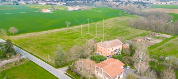 3 bedrooms House in Noceto, Italy No. 131840 9