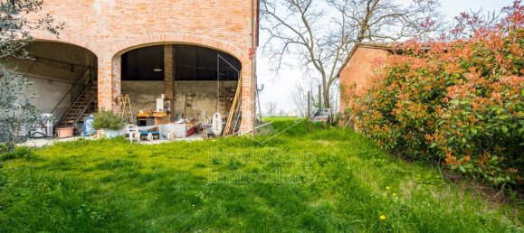 3 bedrooms House in Noceto, Italy No. 131840 29