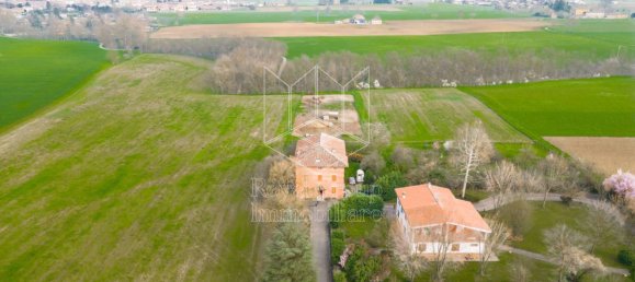 3 bedrooms House in Noceto, Italy No. 131840 7