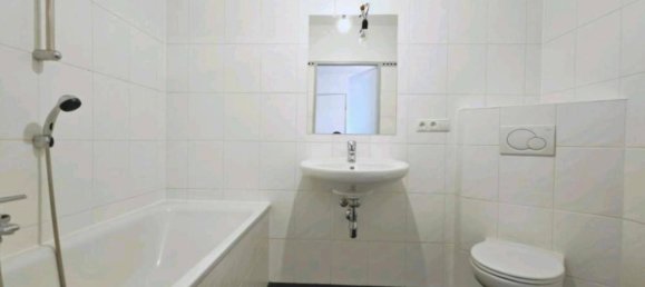 Apartamento de 2 dormitorios en Brigittenau, Austria No. 127836 6