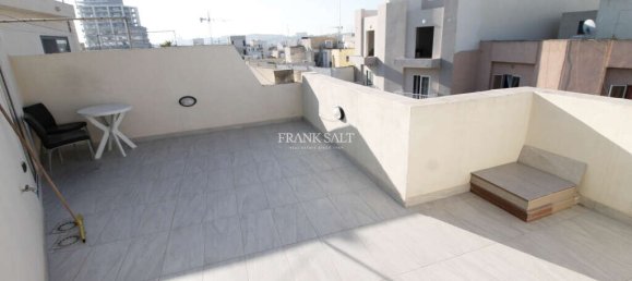 Ático de 2 dormitorios en Gzira, Malta No. 9602 9