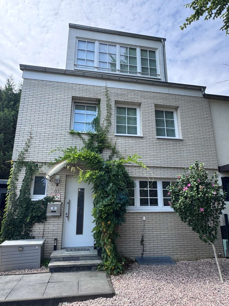 3 غرف نوم تاون هاوس في Cologne, Germany رقم 324308