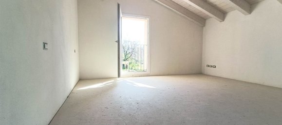 5 rooms House in Borgo San Lorenzo, Italy No. 114902 7