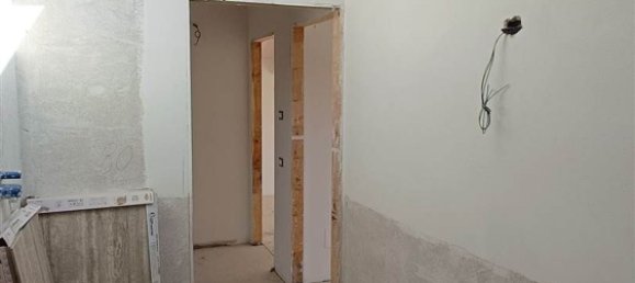 5 rooms House in Borgo San Lorenzo, Italy No. 114902 11