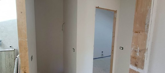 5 rooms House in Borgo San Lorenzo, Italy No. 114902 13