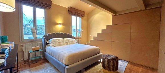 3 rooms Apartment in Florence, Italy No. 131362 10