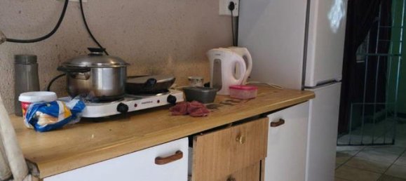 3 Schlafzimmer Haus in Scottsdene, South Africa, Nr. 1 8