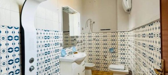 3-salle Appartement à Frattamaggiore, Italy No. 147845 8