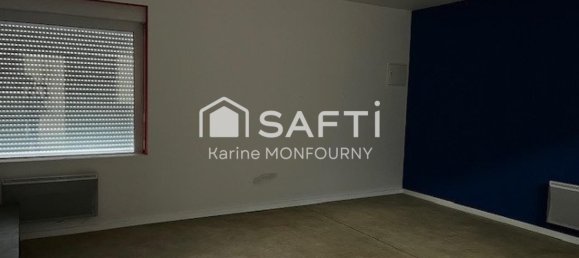 1200m² Commercial property in Saint-Quentin, France No. 42409 4