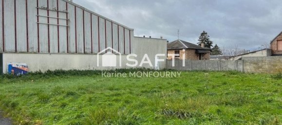 1200m² Commercial property in Saint-Quentin, France No. 42409 7