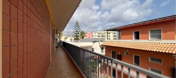 4 Schlafzimmer Wohnung in Syracuse, Italy, Nr. 359873 3