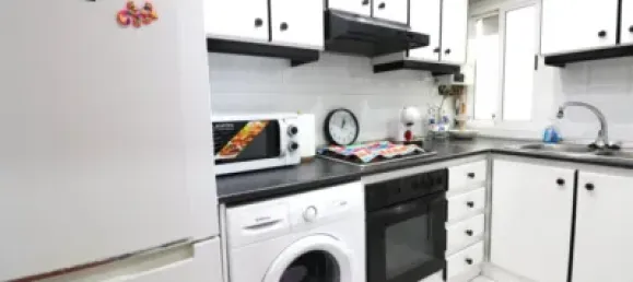 Квартира с 3 спальнями в Л'Оспиталет-де-Льобрегат, Испания № 135040 5