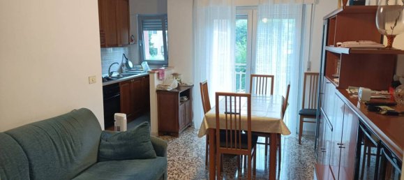 2 Schlafzimmer Wohnung in Collegno, Italy, Nr. 334657 3