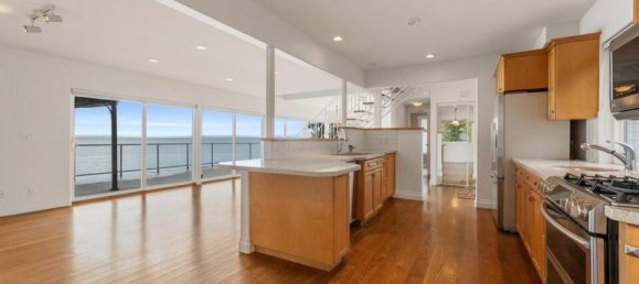 4 Schlafzimmer Haus in British Columbia, Canada, Nr. 1258 7