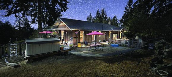 6 bedrooms House in British Columbia, Canada No. 1348 6