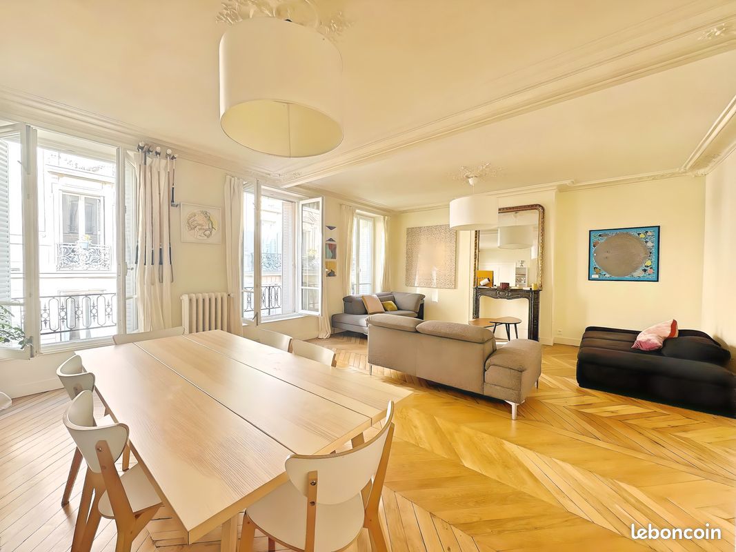 3 غرف نوم شقة في Paris, France رقم 130906