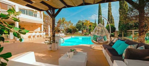 8 bedrooms Villa in Tala, Cyprus No. 7270 13