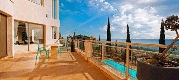 8 bedrooms Villa in Tala, Cyprus No. 7270 14