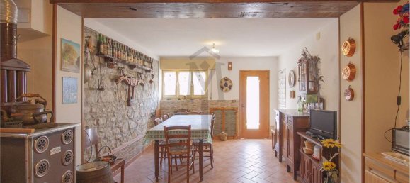 14-salle Maison à Viano, Italy No. 162847 28