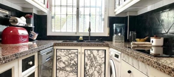 Дом с 4 спальнями в Ла Регия, Испания № 188014 26