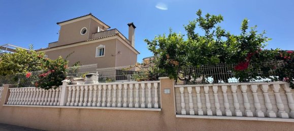 Дом с 4 спальнями в Ла Регия, Испания № 188014 2