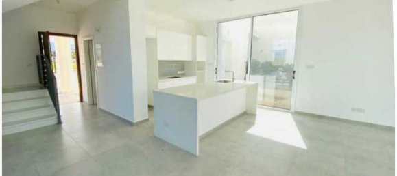 4 bedrooms Villa in Pegeia, Cyprus No. 15454 7