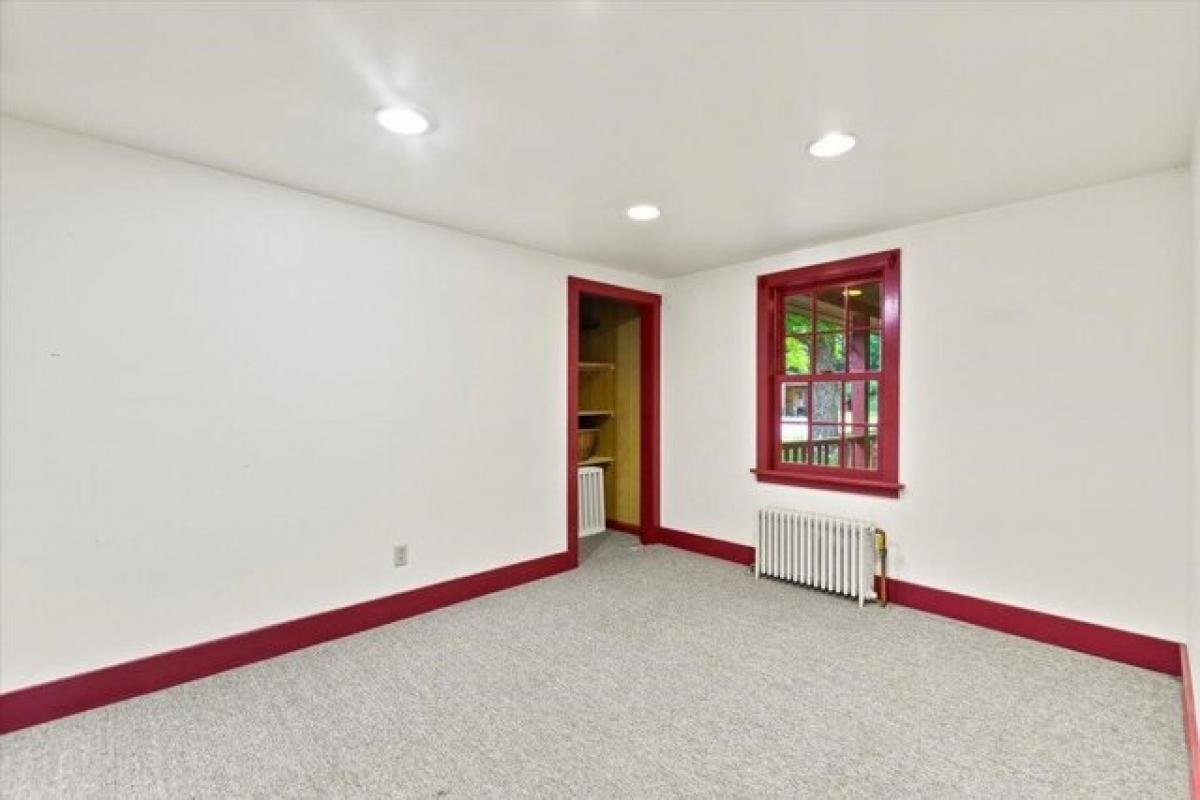 4 bedrooms House in Shaftsbury, USA No. 411198