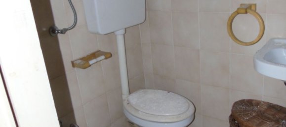 Дом с 3 комнатами в Кайро Монтенотте, Италия № 135928 9