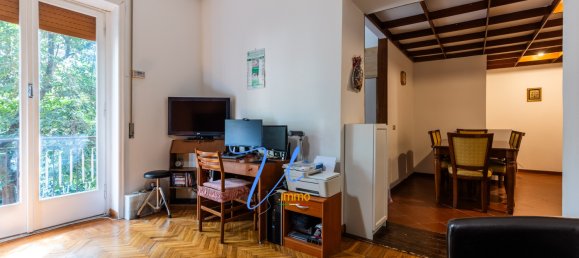 Квартира с 2 спальнями в Рим, Италия № 109948 4