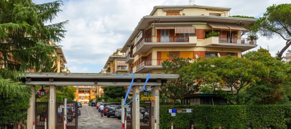 Квартира с 2 спальнями в Рим, Италия № 109948 23