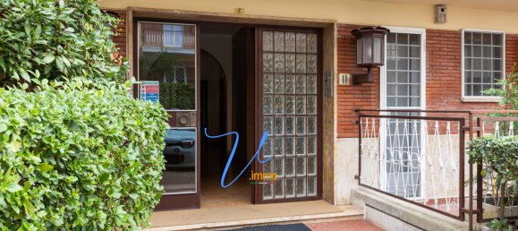 Квартира с 2 спальнями в Рим, Италия № 109948 19