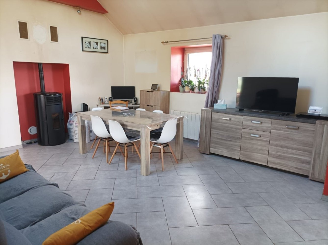 2 chambres Maison à Montreuil-des-Landes, France No. 193573