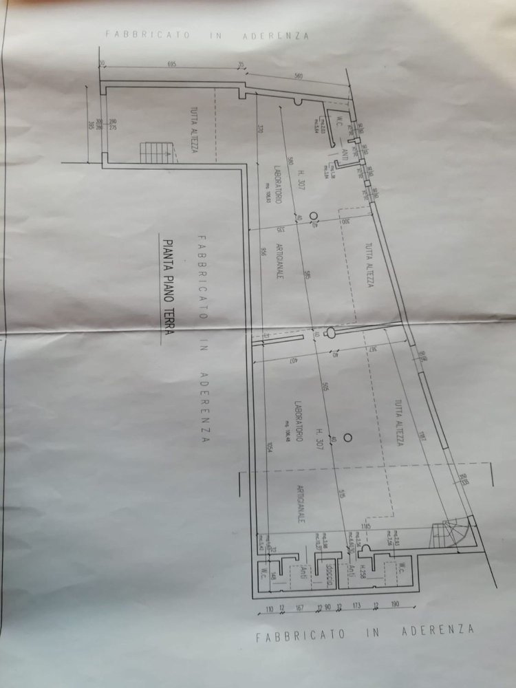 400m² Commercial property in Padua, Italy No. 255460