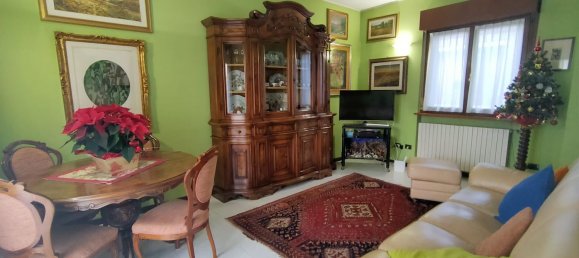 4 rooms Villa in Cormano, Italy No. 145823 2