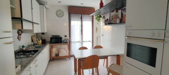 4 rooms Villa in Cormano, Italy No. 145823 7