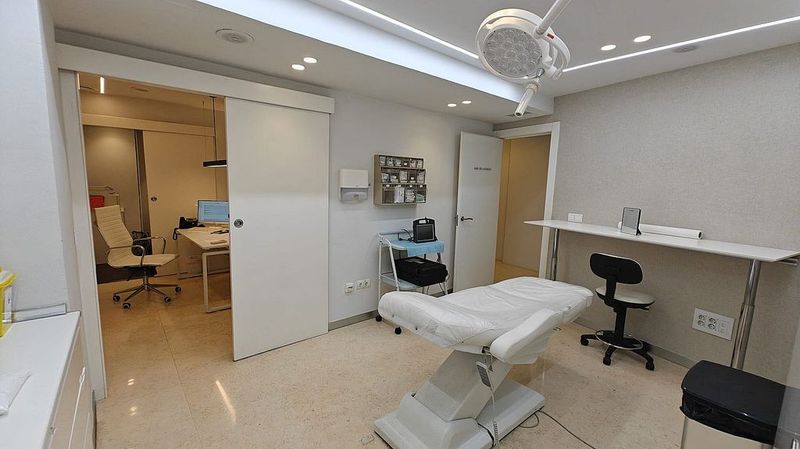 10 Schlafzimmer Gewerbliche Immobilie in Malaga, Spain, Nr. 232776