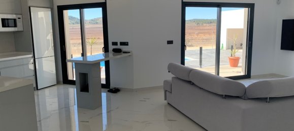 3 bedrooms Villa in Pinoso, Spain No. 10347 10