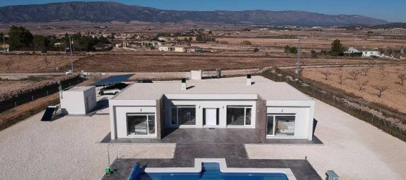3 bedrooms Villa in Pinoso, Spain No. 10347 6