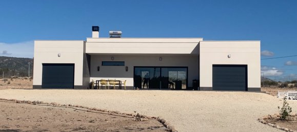 3 bedrooms Villa in Pinoso, Spain No. 10347 24