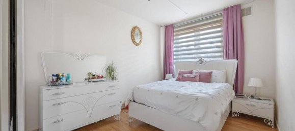 3 bedrooms Apartment in London, United Kingdom No. 12528 5