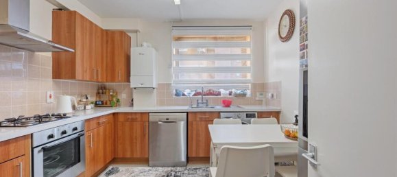 3 bedrooms Apartment in London, United Kingdom No. 12528 3