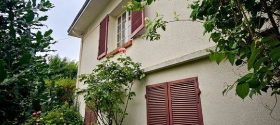 7 chambres Maison à Maurepas, France No. 333345 3