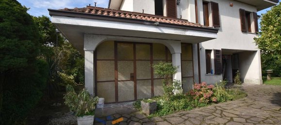 2 bedrooms Villa in Zibido San Giacomo, Italy No. 167738 2
