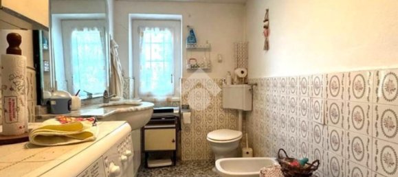 4 Schlafzimmer Haus in Tortona, Italy, Nr. 318779 20