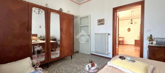 4 Schlafzimmer Haus in Tortona, Italy, Nr. 318779 19