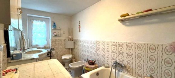 4 Schlafzimmer Haus in Tortona, Italy, Nr. 318779 21