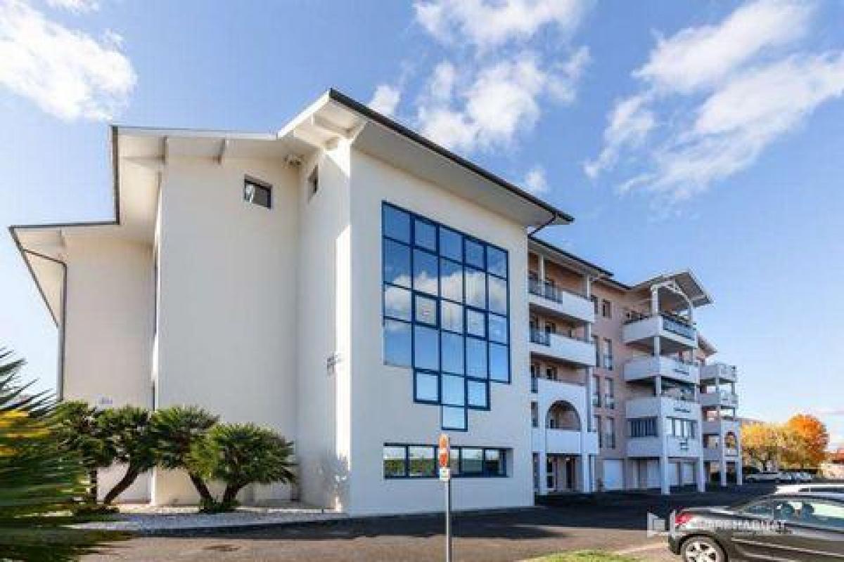 130m² Factory in Dax, France No. 18828