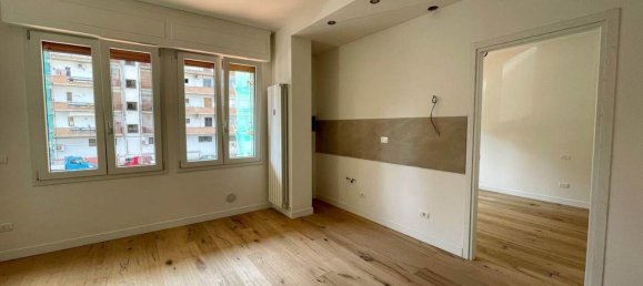 Apartamento de 3 divisões em Campi Bisenzio, Italy N.º 211634 7