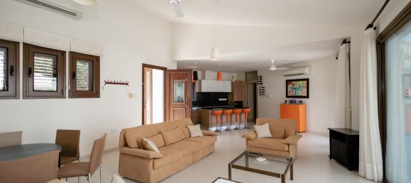 4 Schlafzimmer Villa in Protaras, Cyprus, Nr. 5646 11